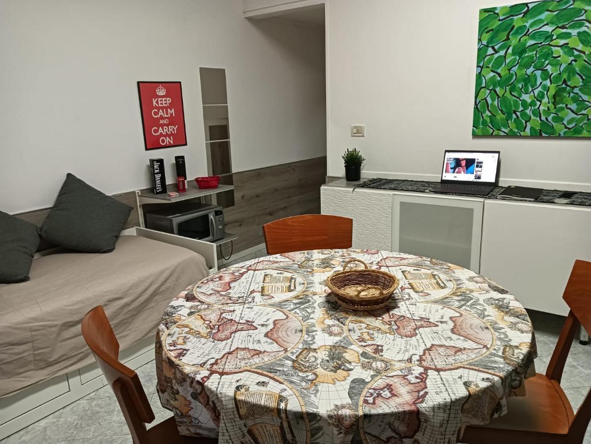 Le Due Sorelle In Fiera Bologna Esterno foto