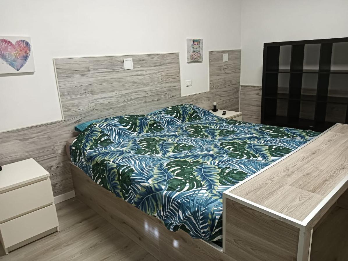 Le Due Sorelle In Fiera Bologna Esterno foto
